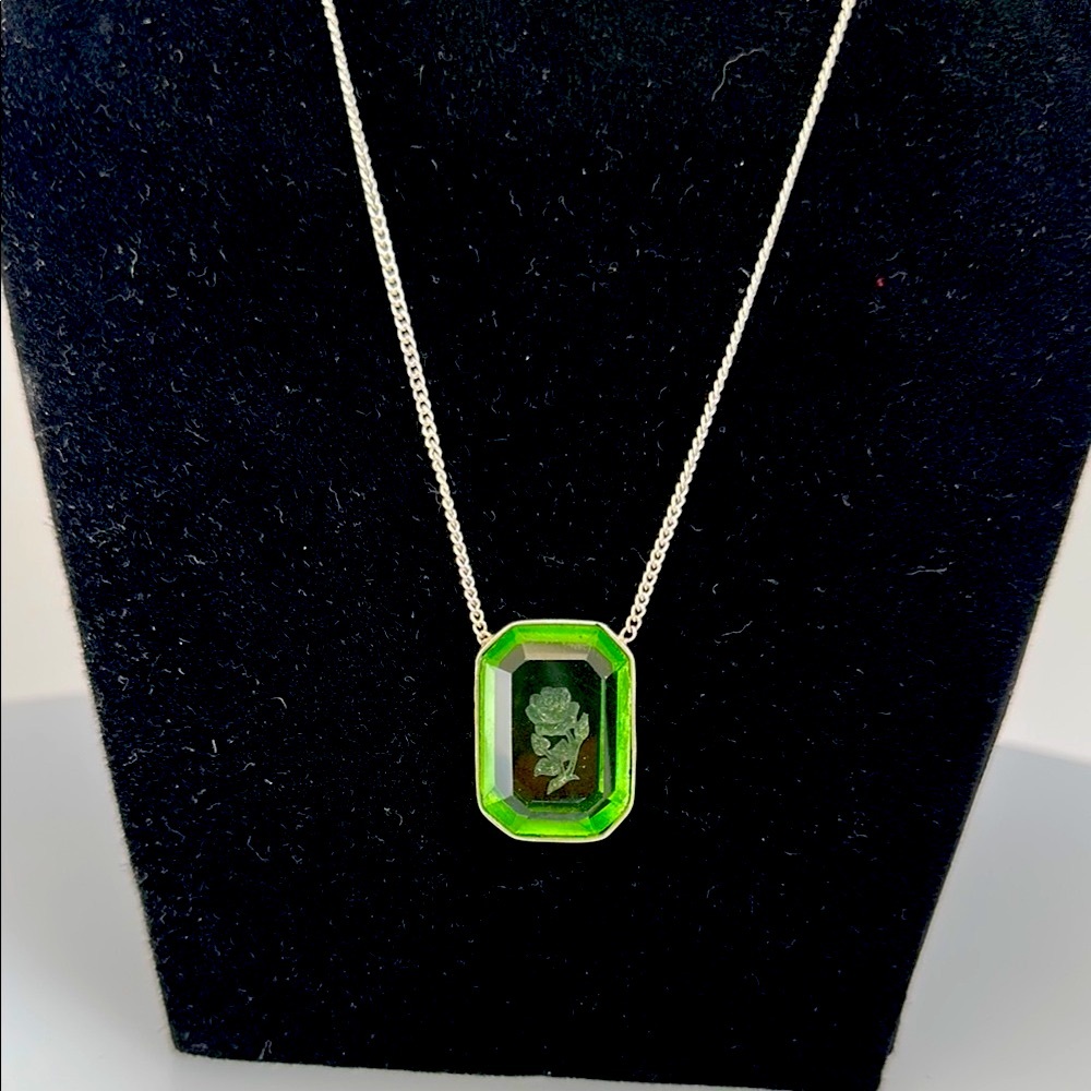 Elegant 925 Murano Rose Design Modern Green Gemstone Necklace with Silver Chain